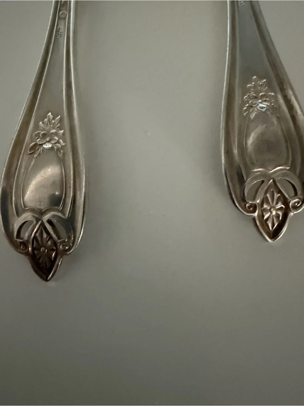 Old Colony Roger Bros Ornate Silver-Plated Dessert Spoons - Set of 4